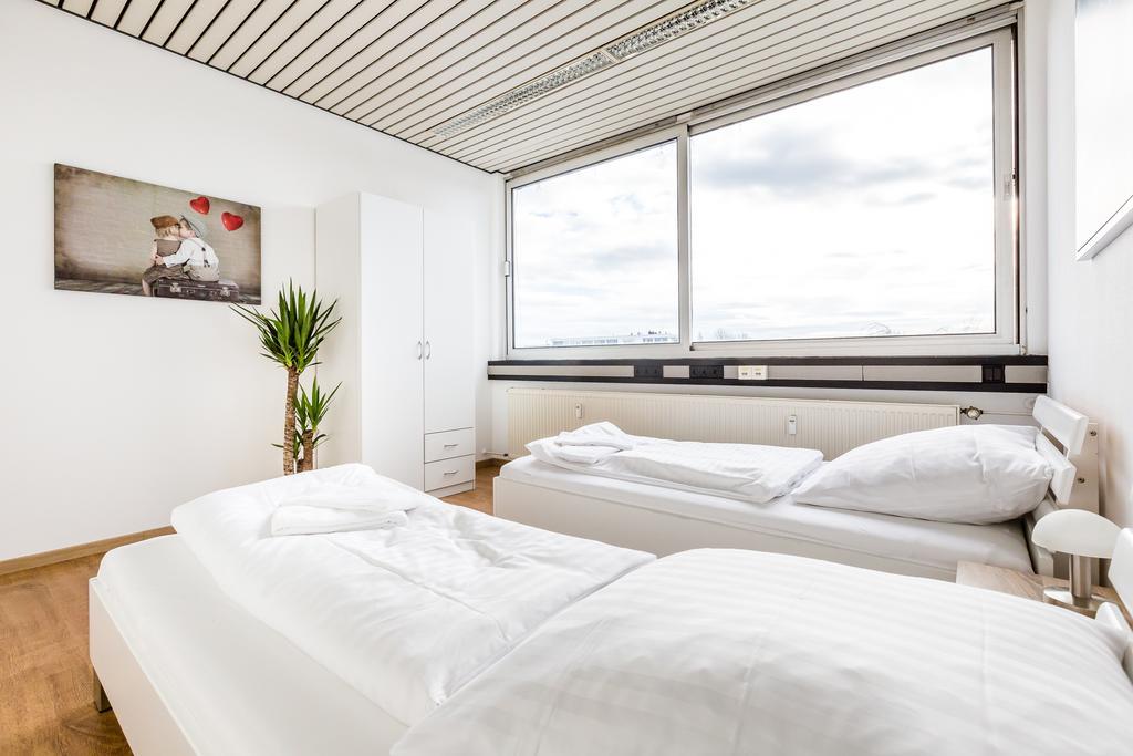 Work And Marsdorf Apartment *