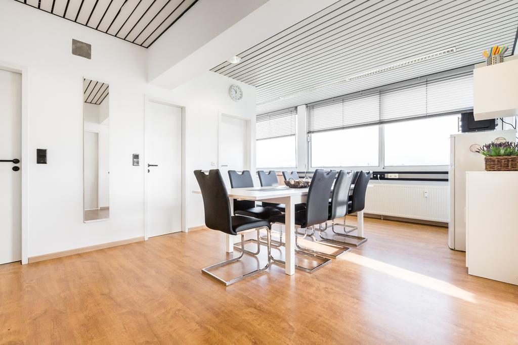 Work And Marsdorf Apartment