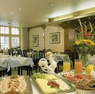Hotel Viktoria 4*