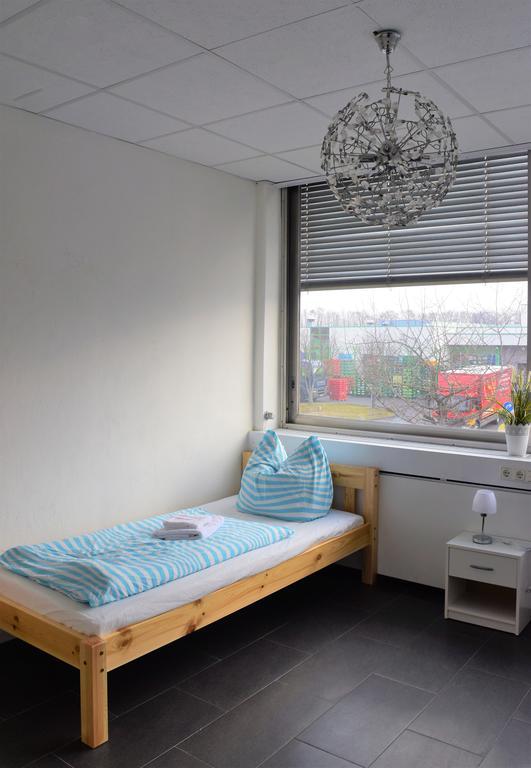 Work And Marsdorf Apartment