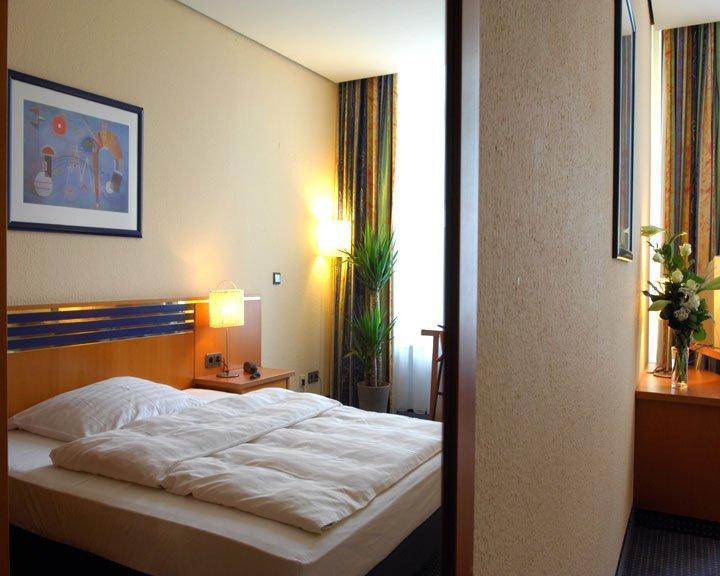 Hotel Brucker Sportpark Köln