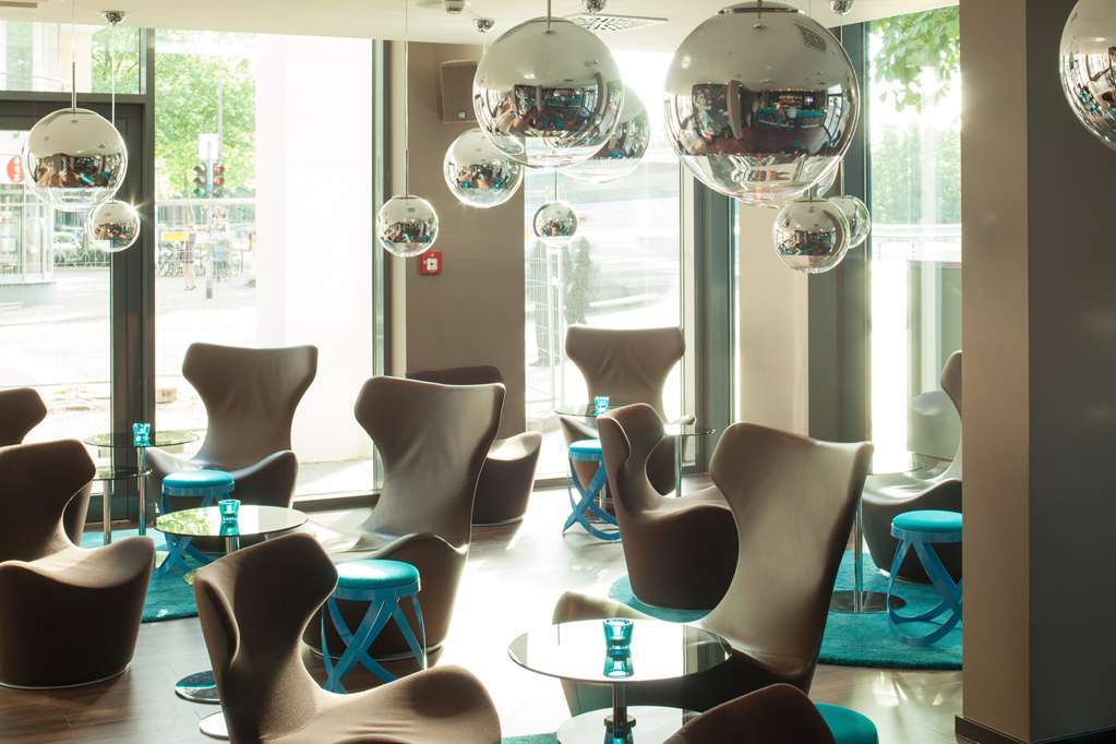 Hotel One Koeln-mediapark 3*
