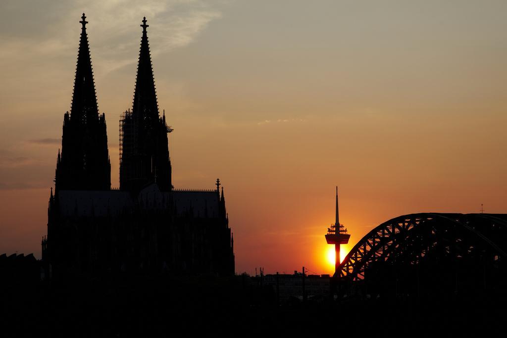 Smarty Dom - Boardinghouse - Kontaktloser Self Check-in 3* Cologne