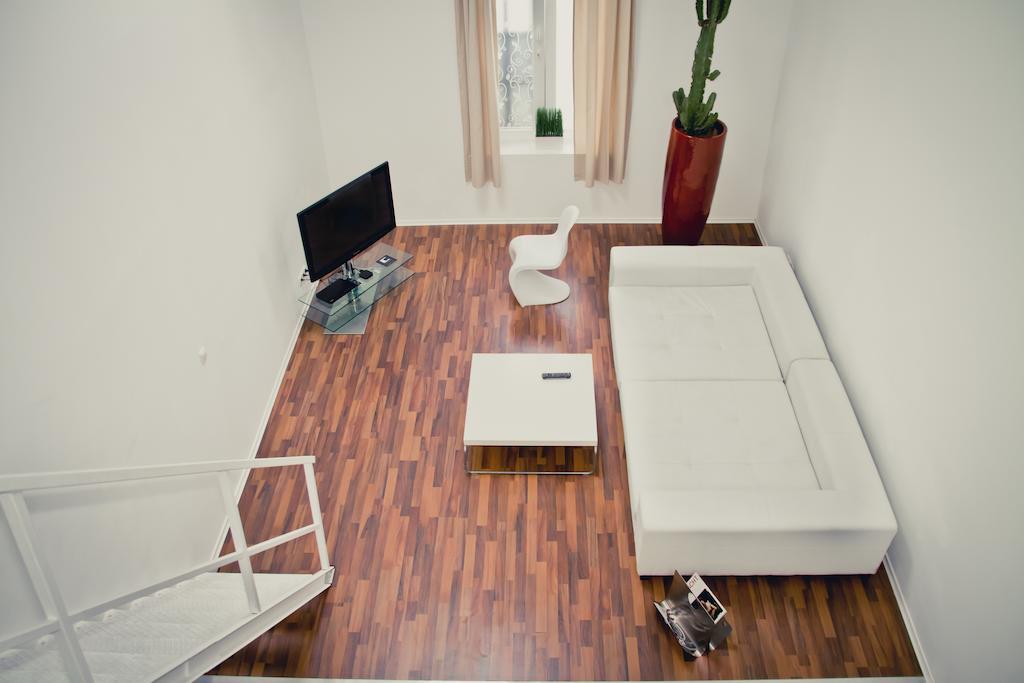 Gallery Loft *
