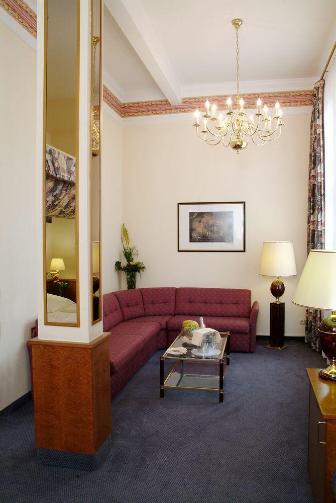 Viktoria Hotel