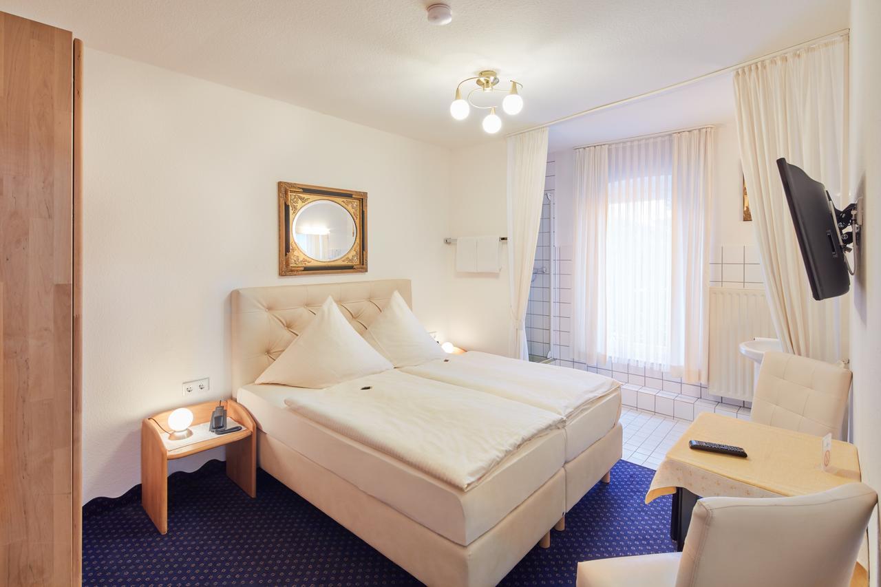 Weber Hotel 3*