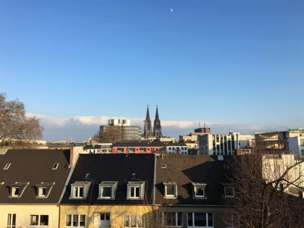 Hotel Cara Vita Cologne 3*