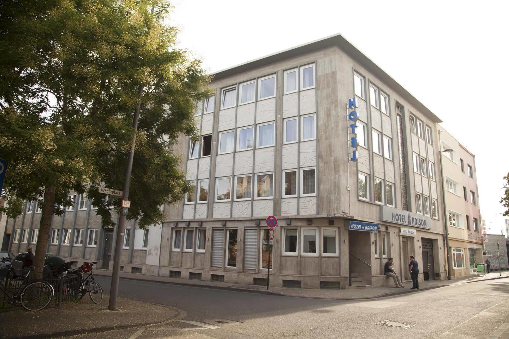 Madison Am Dom Hotel 2*