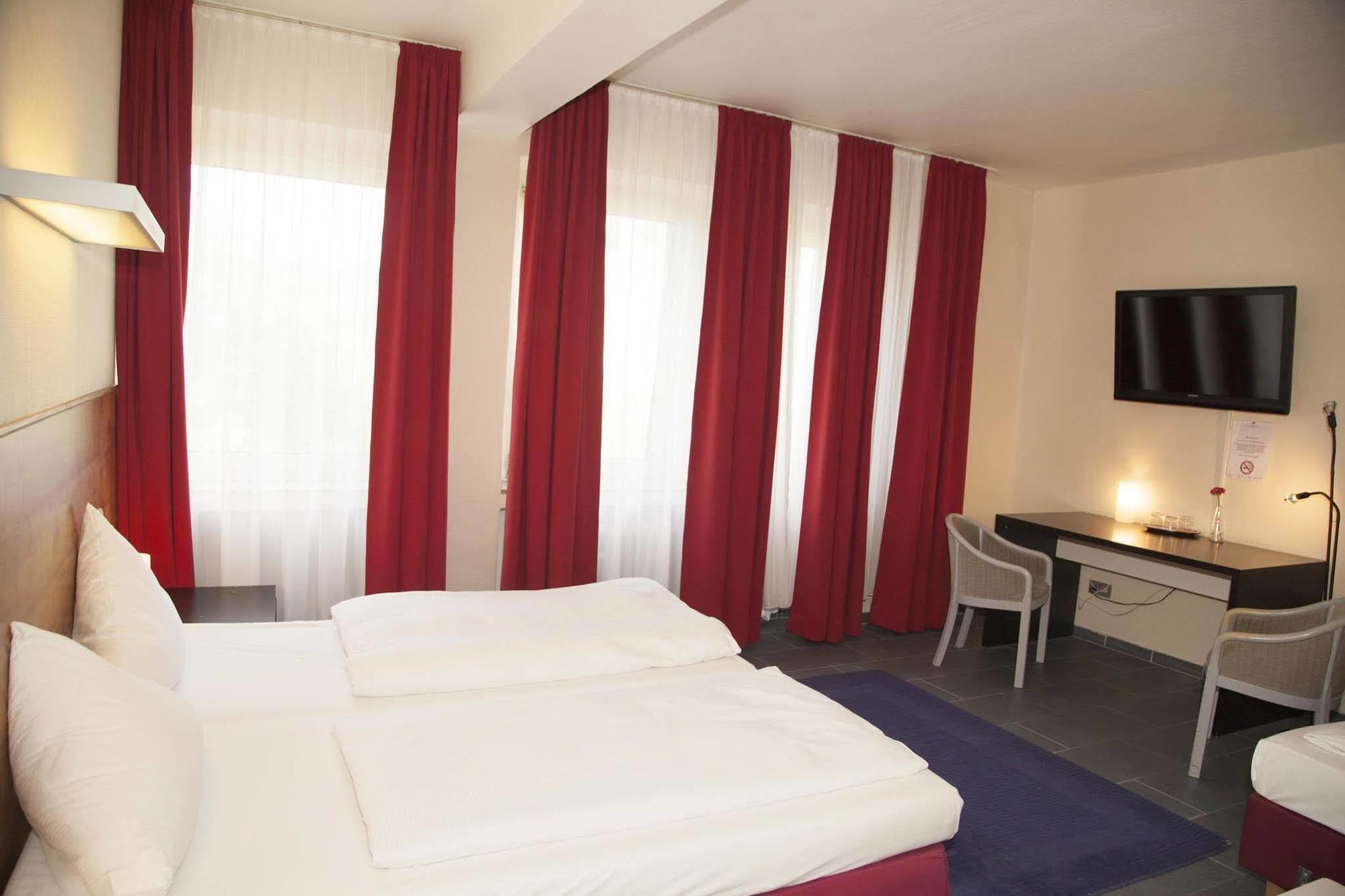 Hotel Madison Am Dom 2*