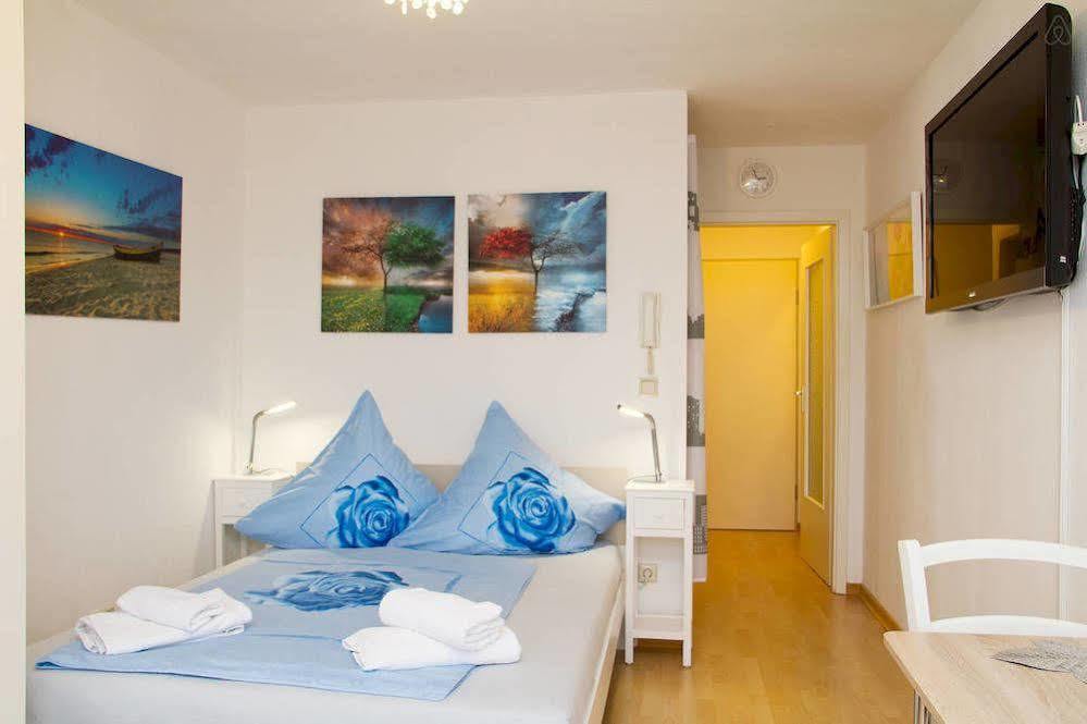 Hotel White 2*