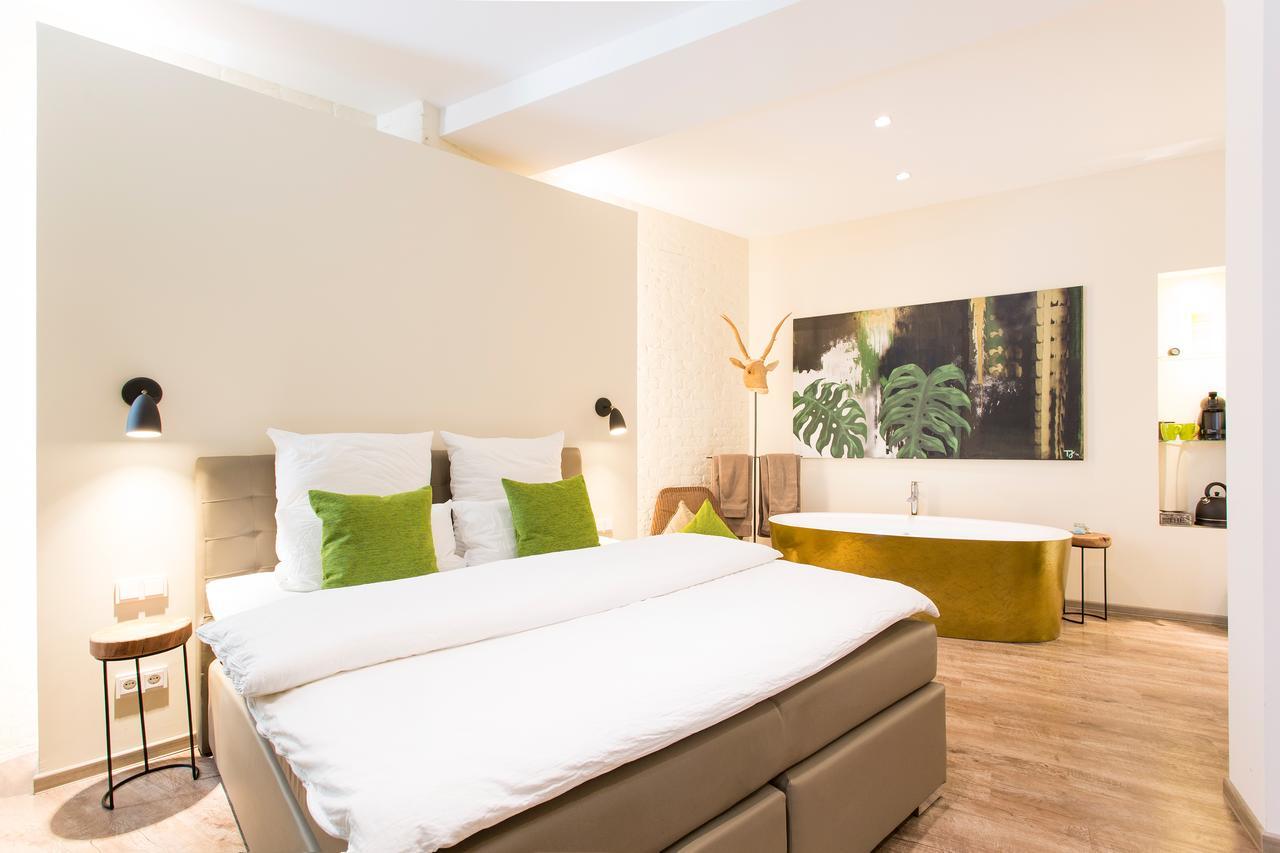 1st Floor Koeln 2
