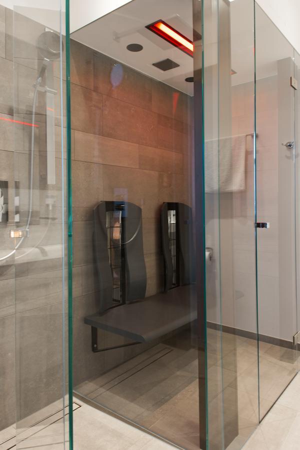 1st Floor Koeln 2 4*