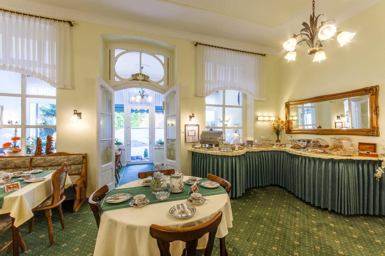 Weber Hotel