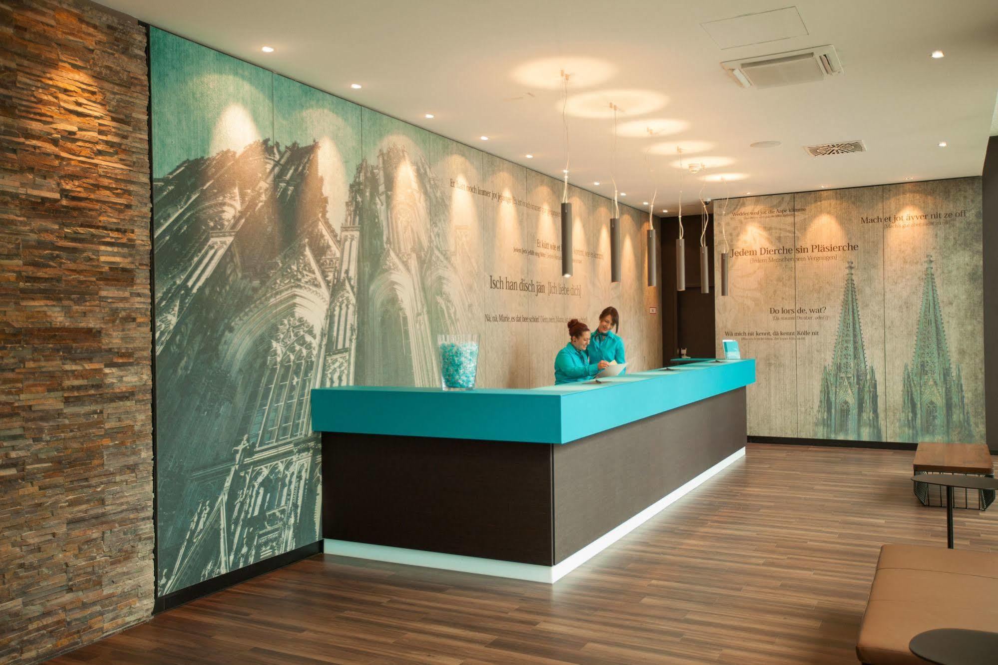 Hotel One Koeln-mediapark 3*