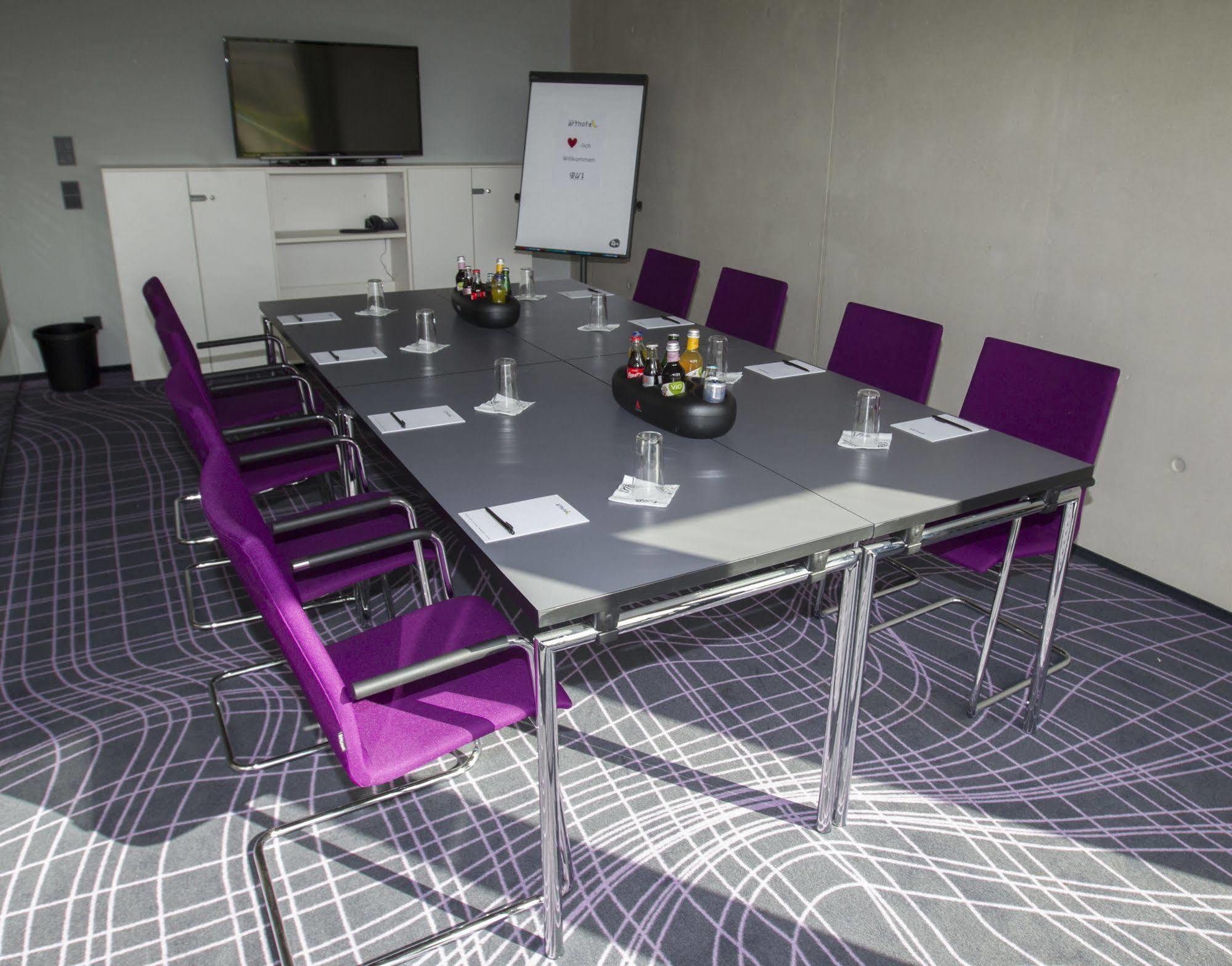 Euronova Arthotel Hotel 4*