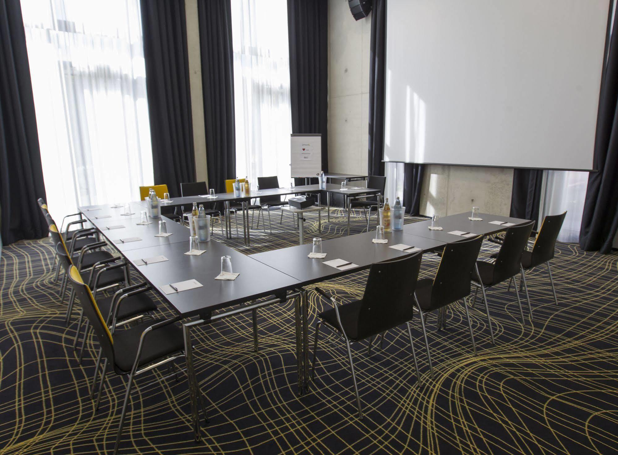 Euronova Arthotel 4*