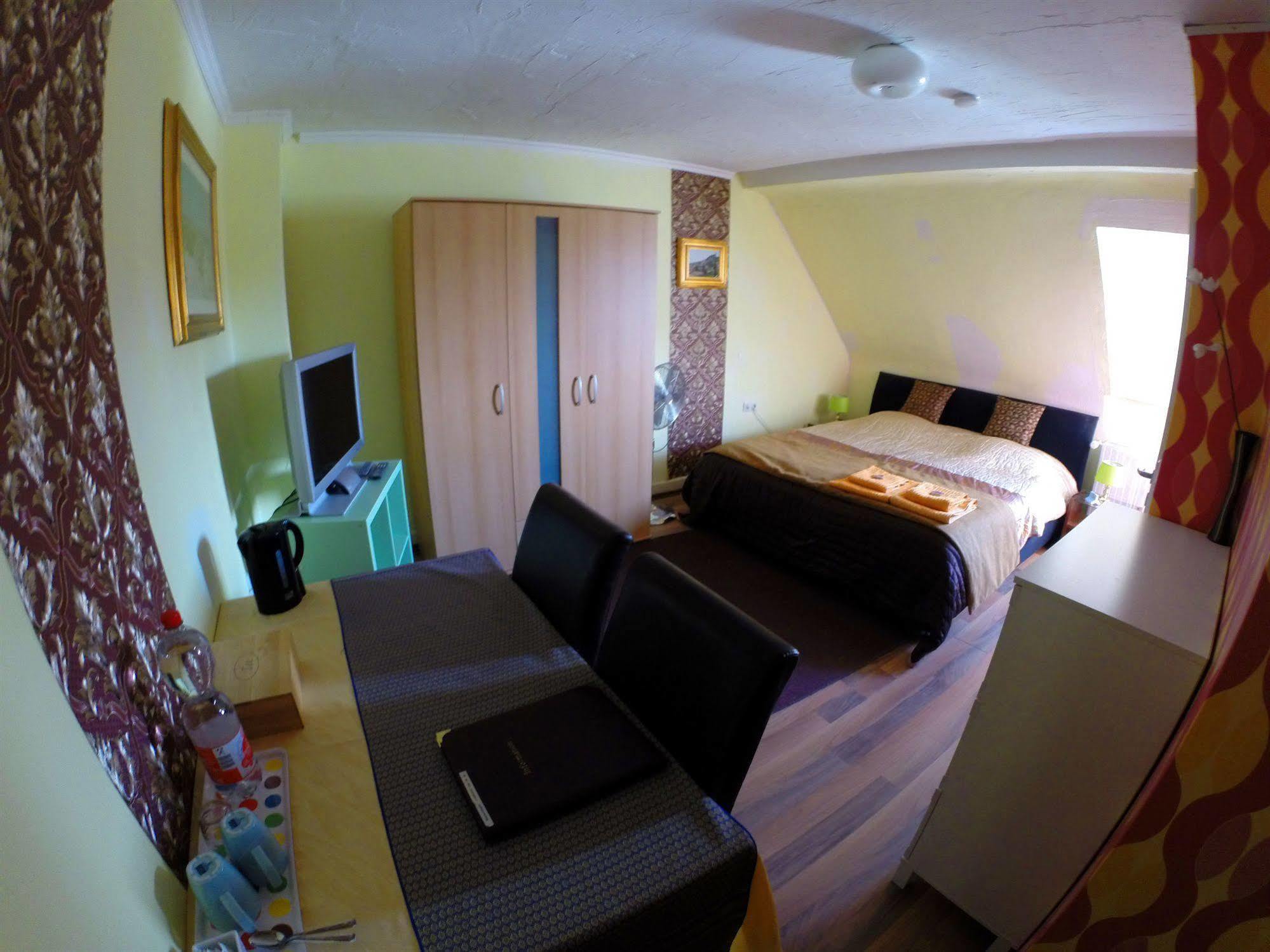 Bed & Breakfast Stayincologne Cologne