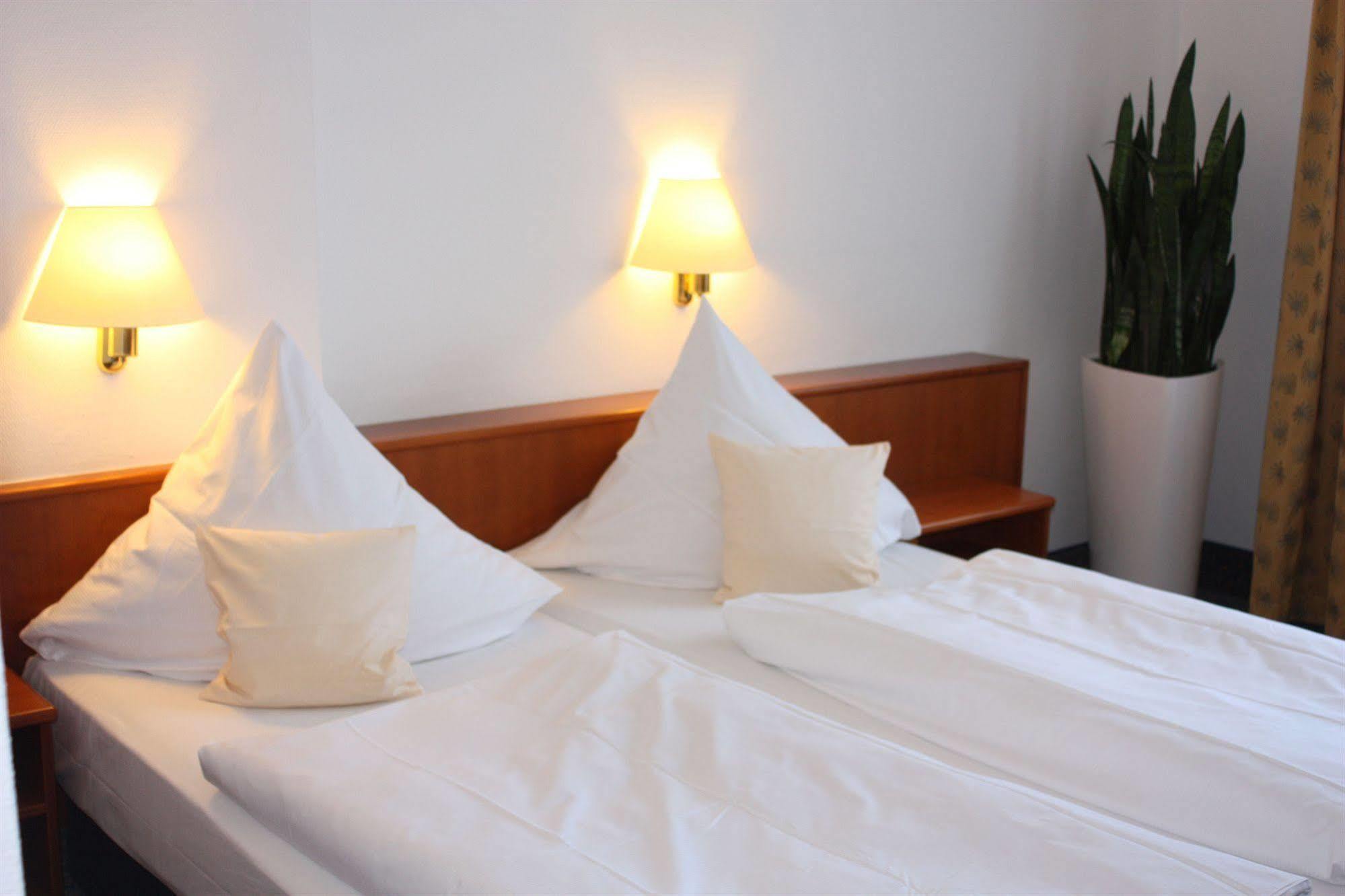 Gertrudenhof 3* Colonia