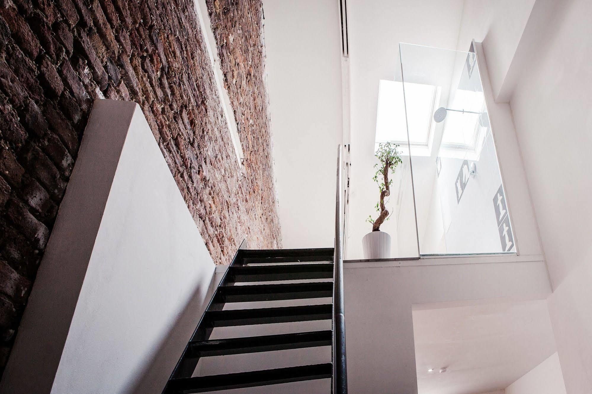 Gallery Loft *