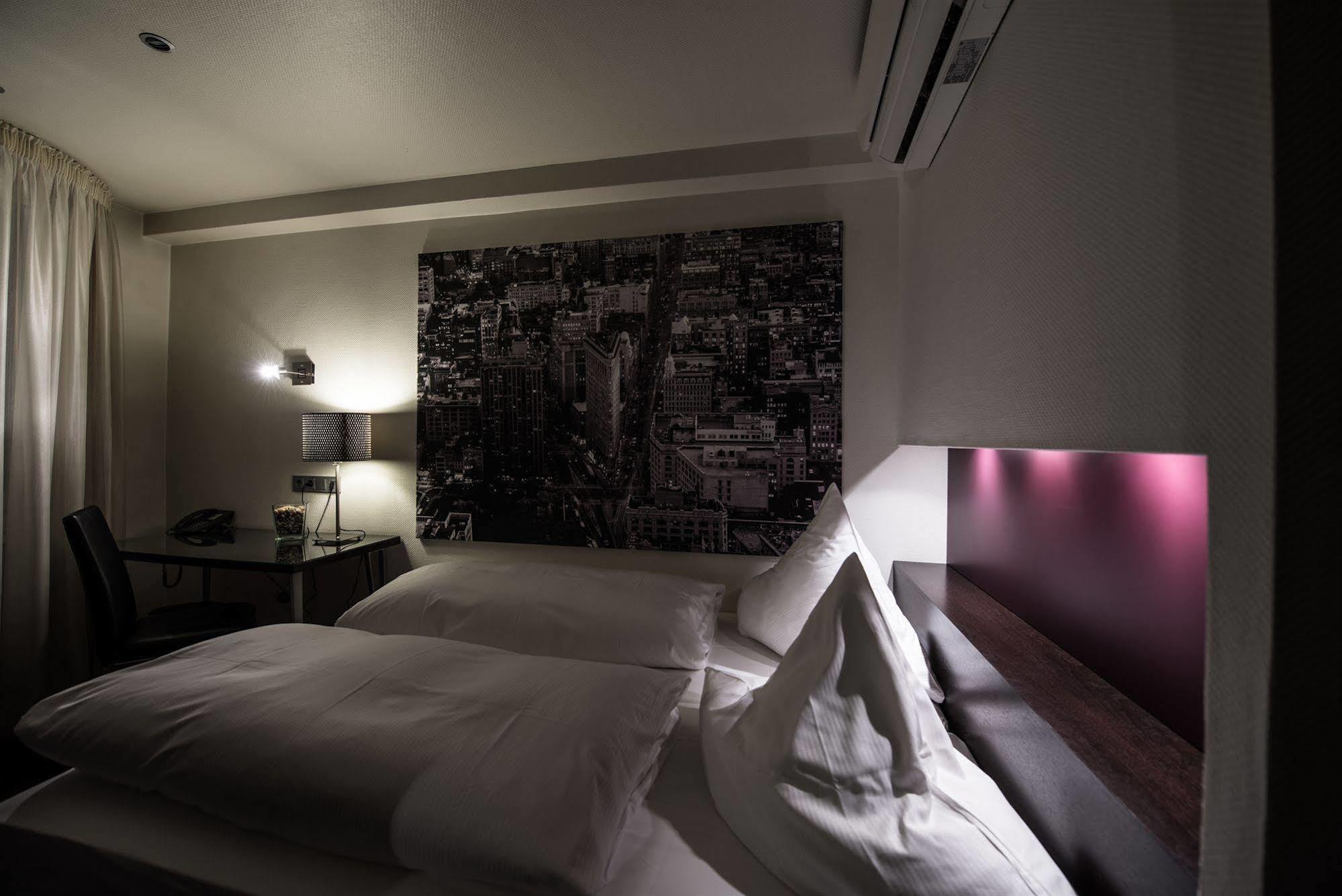 Am Augustinerplatz Hotel 4*
