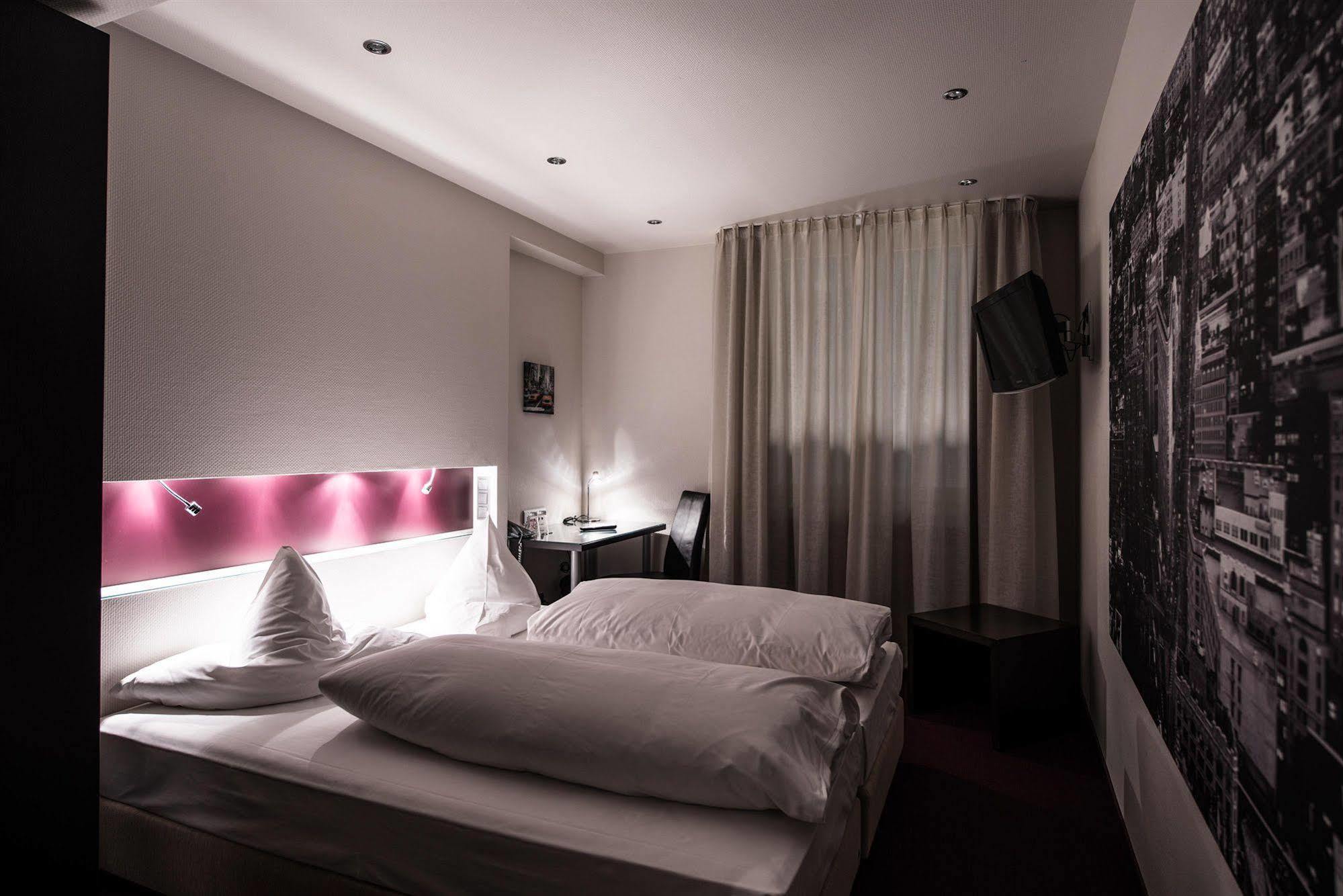 Hotel Am Augustinerplatz 4*