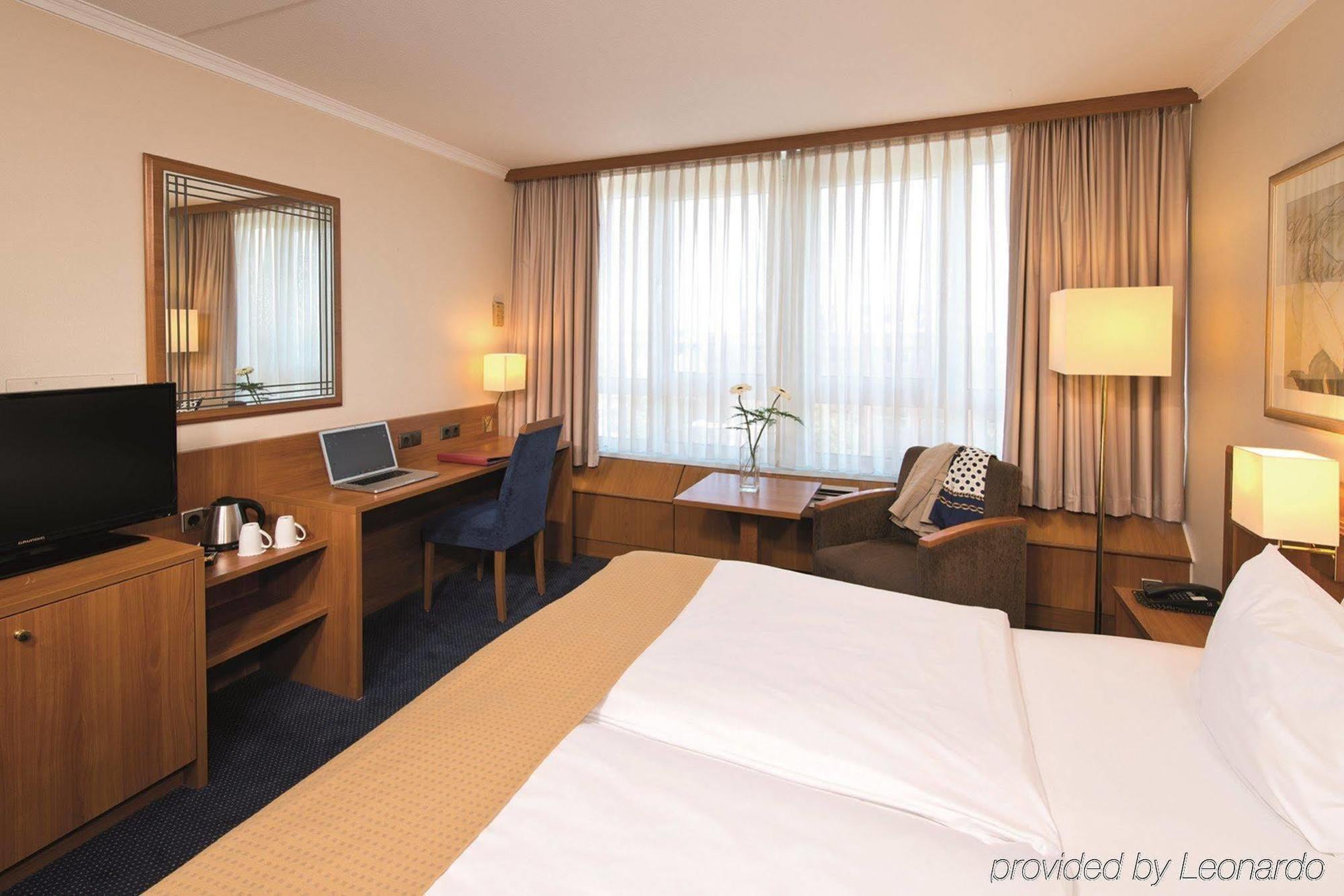 Hotel Leonardo Bonn Airport