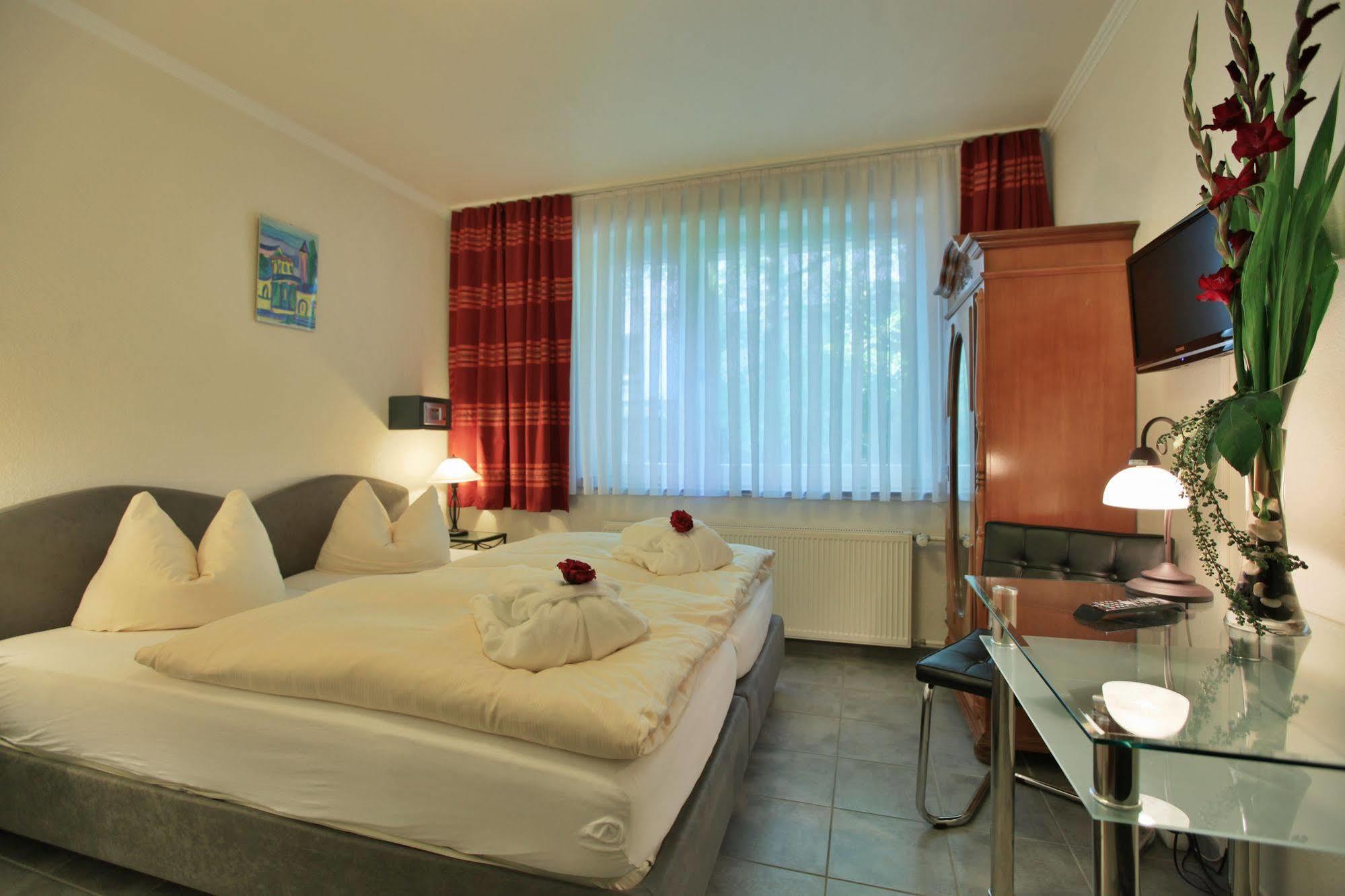 Mueller Hotel 3*