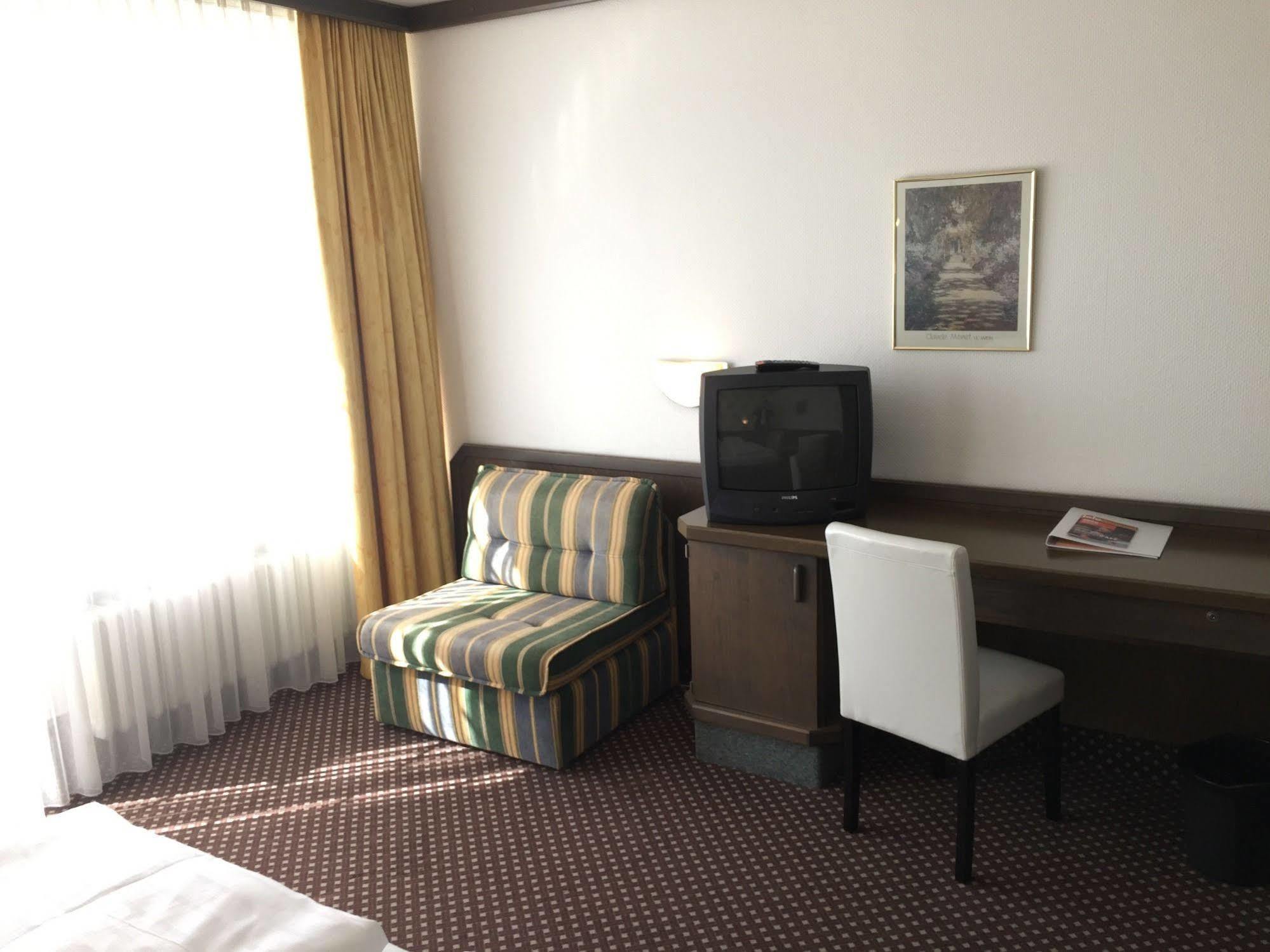 Hotel Terminal 3*