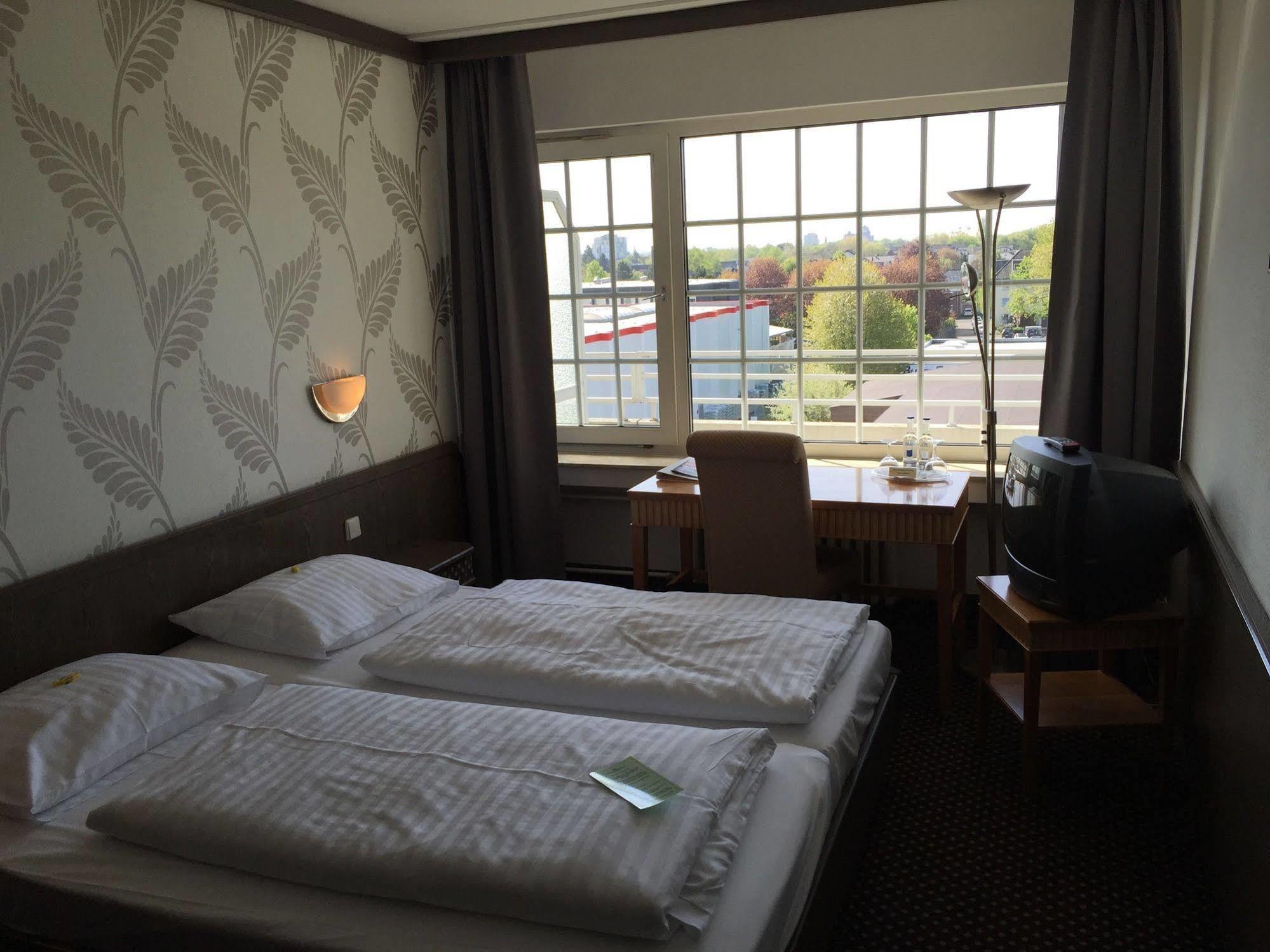 Terminal Hotel