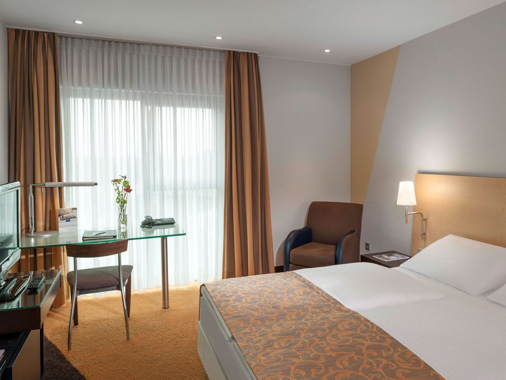 Hotel Dorint An Der Messe Cologne