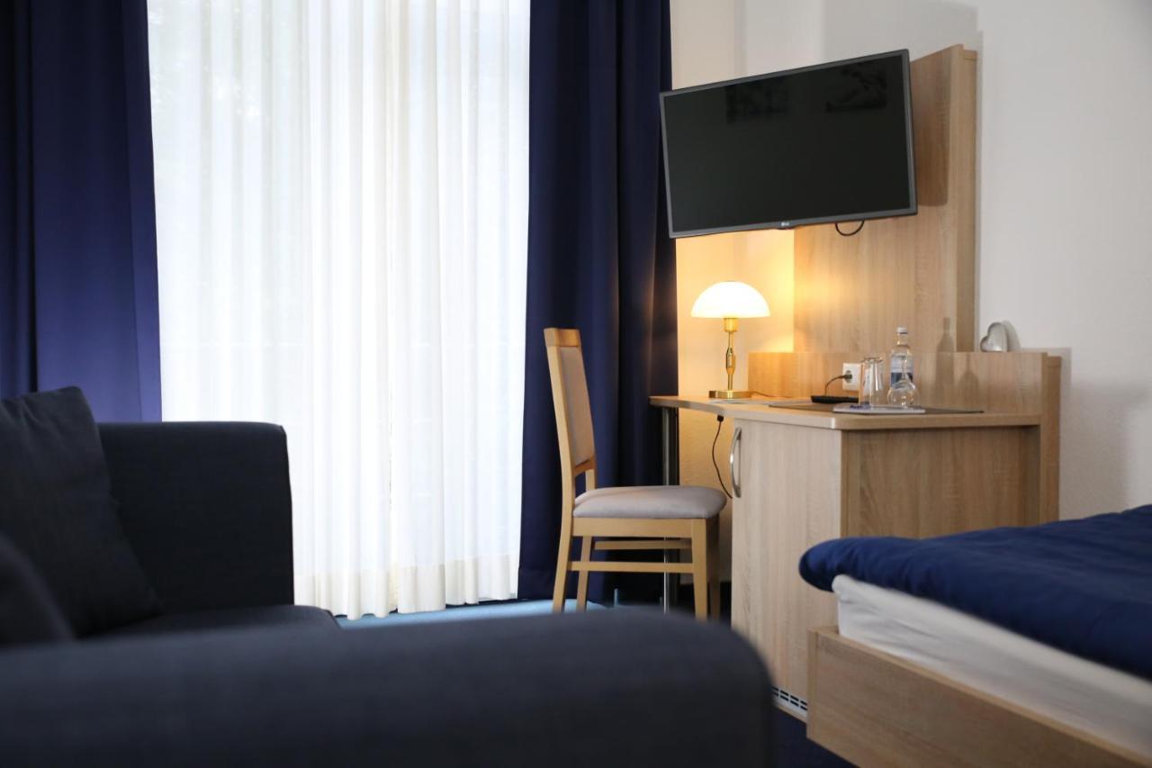 Hotel Pilar Garni 3*