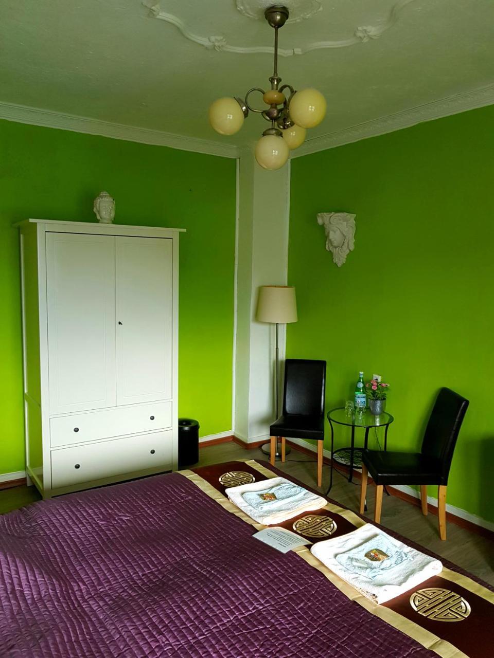 Stayincologne Bed & Breakfast