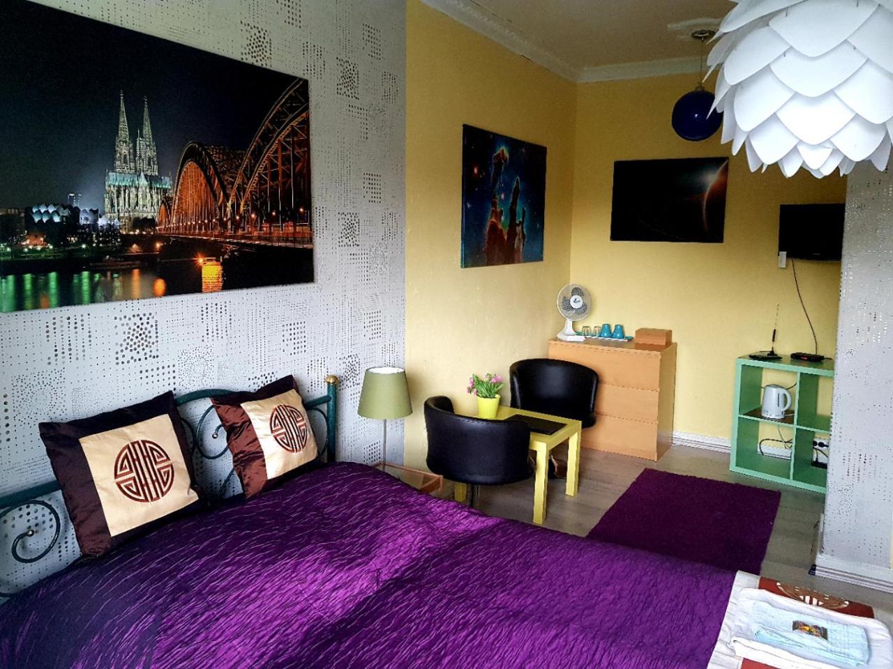 Bed & Breakfast Stayincologne