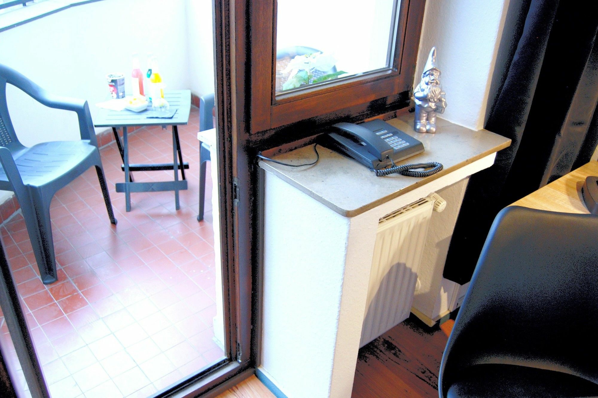 Smarty Dom - Boardinghouse - Kontaktloser Self Check-in 3* Cologne