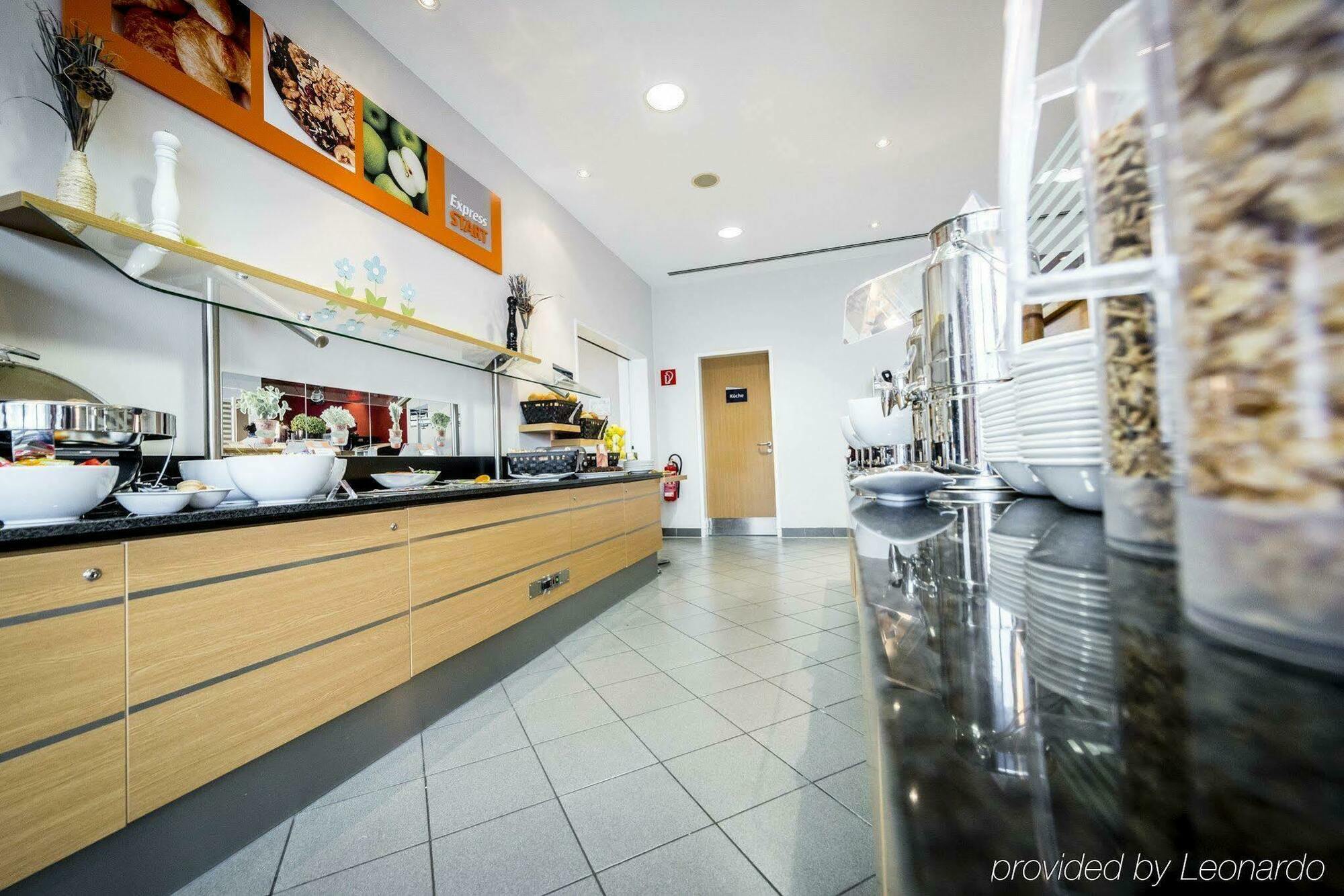 Express Muelheim By Ihg 3*
