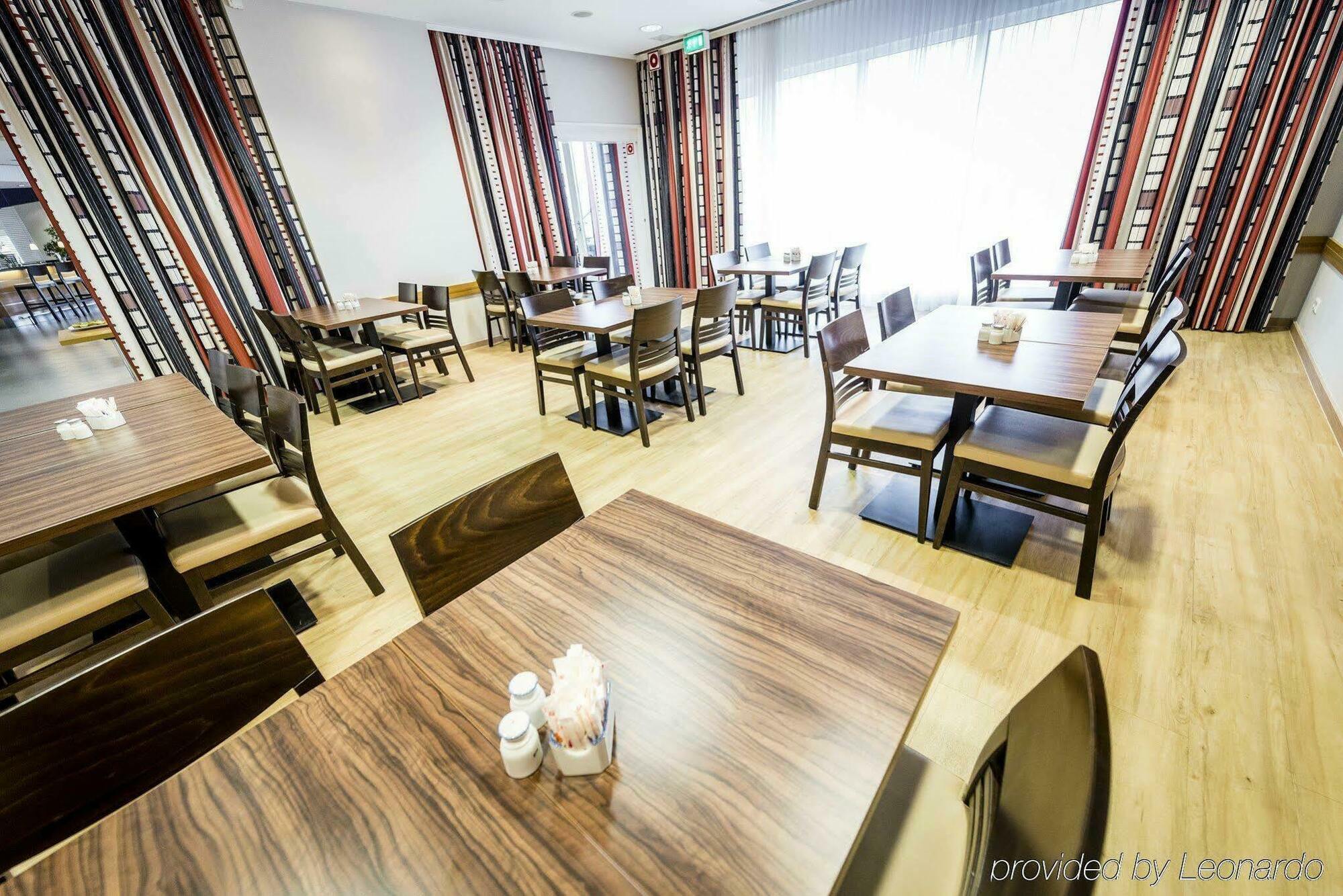 Express Muelheim By Ihg Kolonia