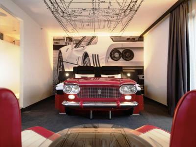 Hotel V8 At Motorworld