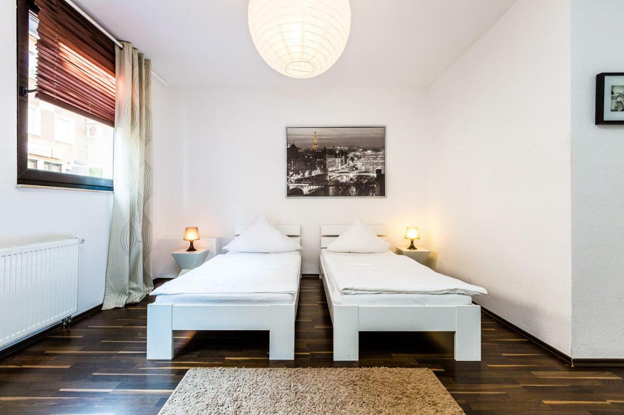 Messe Mulheim Apartment *