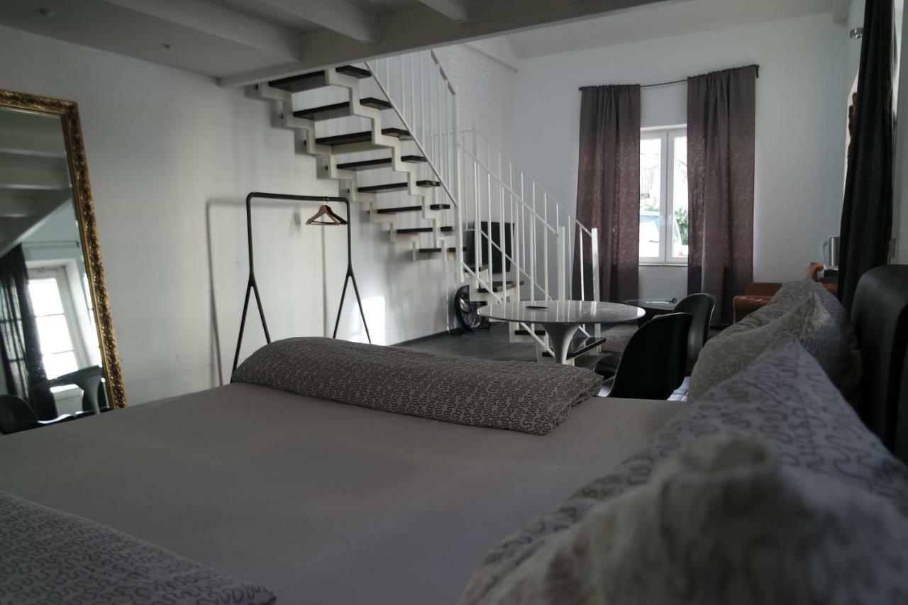 Atelier Lofts