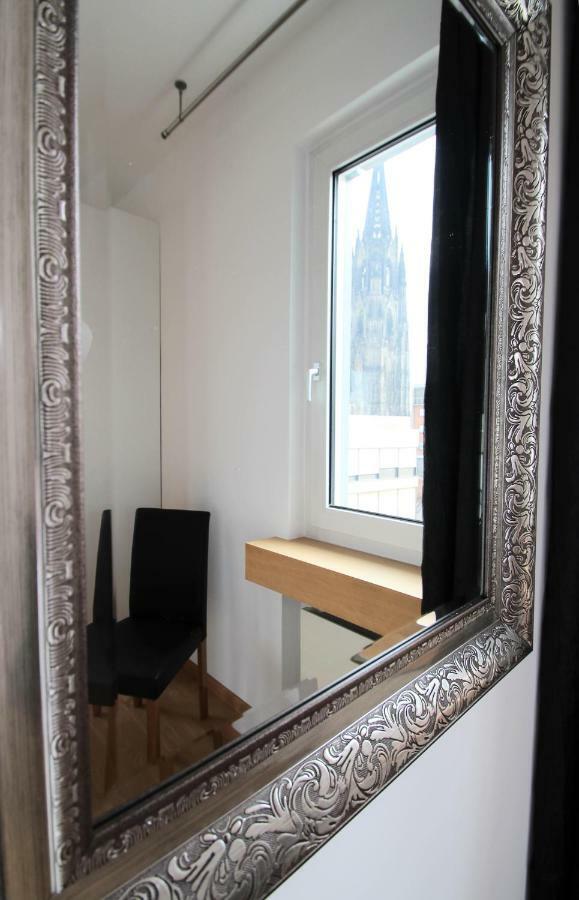 Apartment Domblick! Wunderschone In Der City *