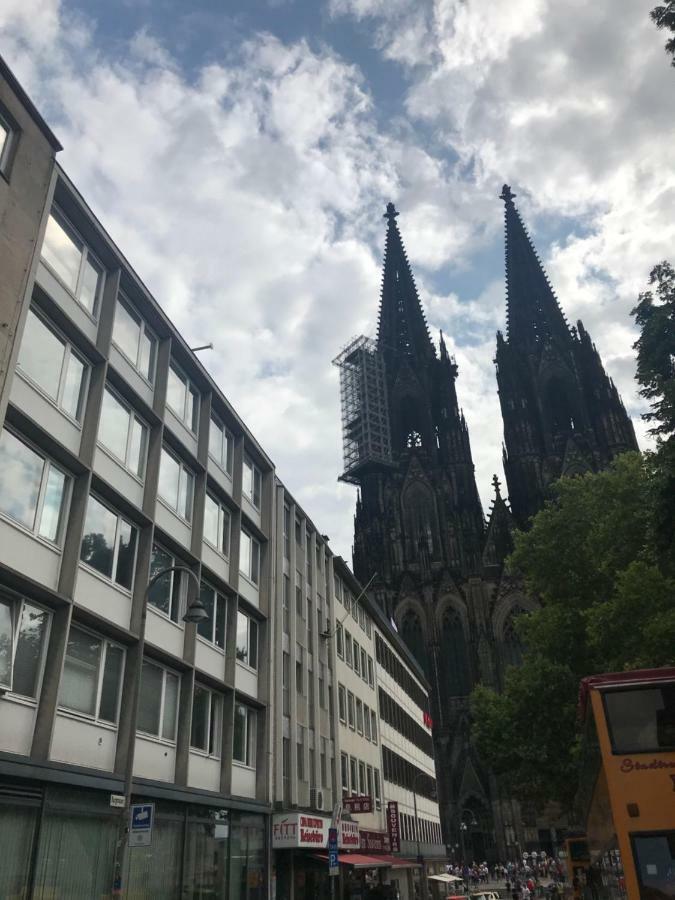 Am Dom Cologne
