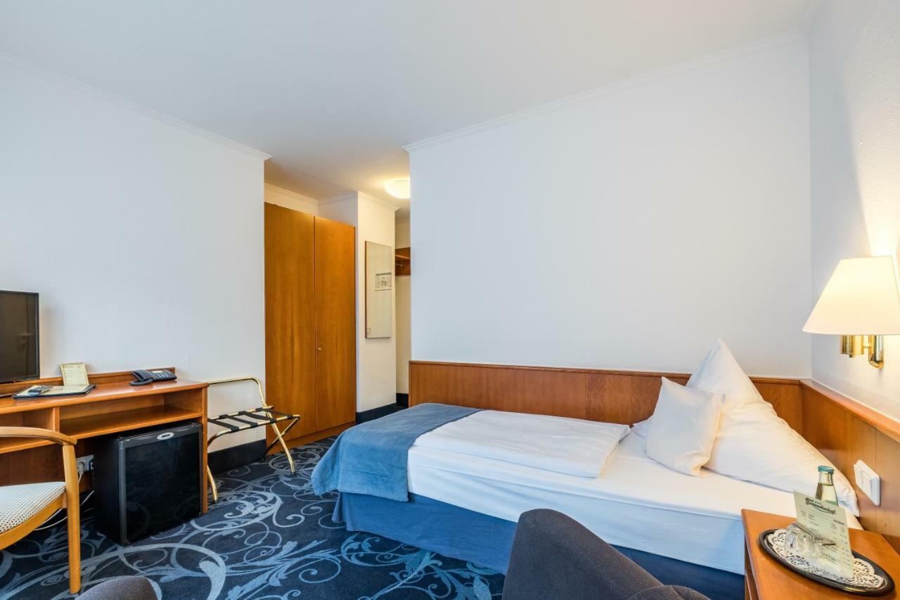 Gertrudenhof 3* Colonia
