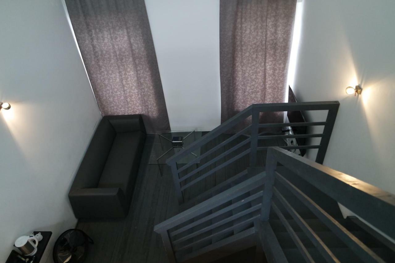 Atelier Lofts *