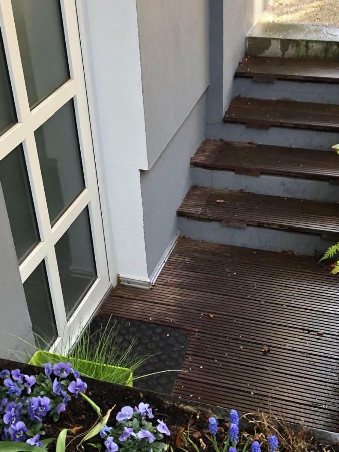 Wohnen Im Grunen - Rheinnahe Und Stadtnah Apartment Cologne