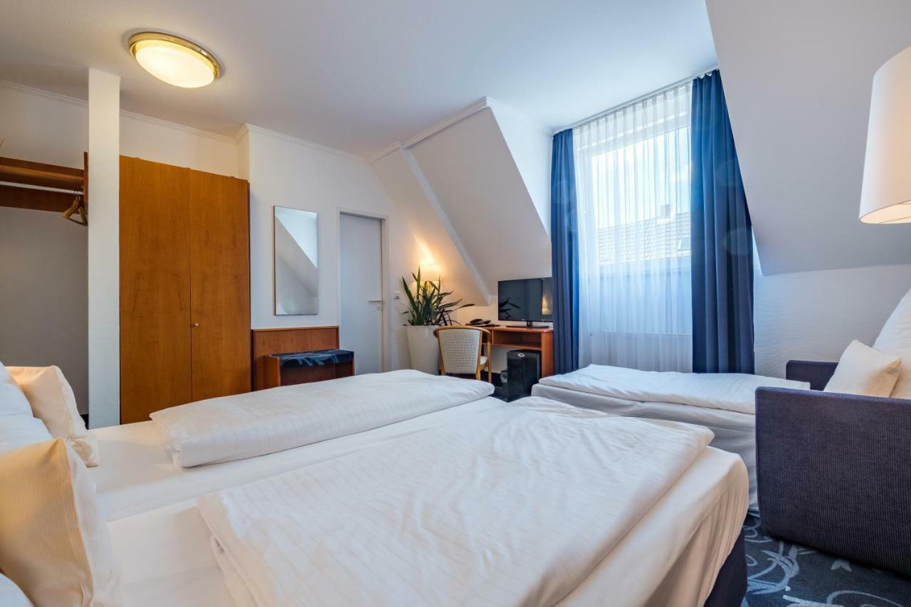 Gertrudenhof 3* Colonia