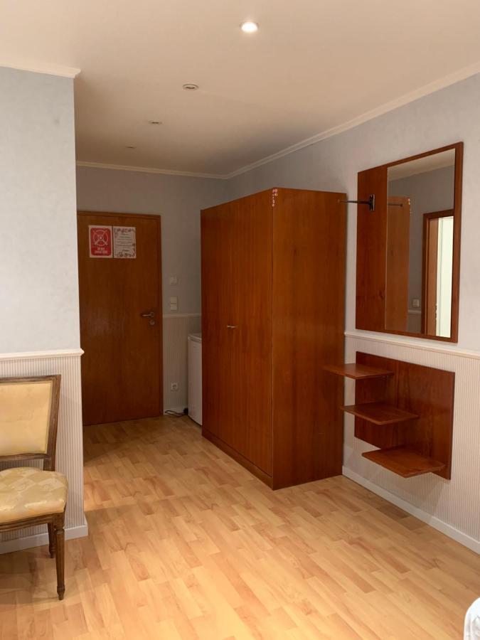 Casa de hóspedes A 57 Longerich 10 Min Zum Zentrum Colónia