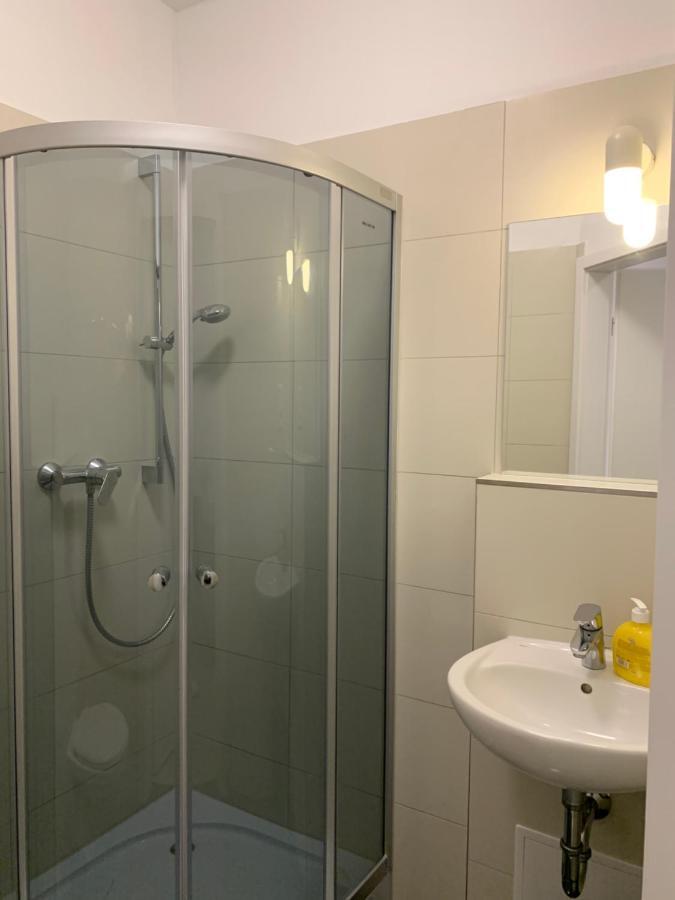 Apartment Lovely Studio West 1 Cologne