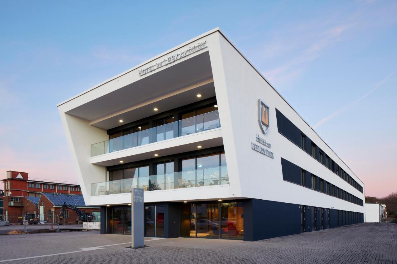 Hotel Im Leskanpark 3*