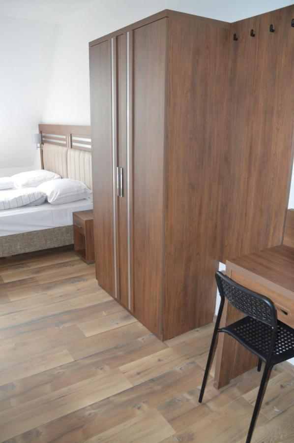 Hotel Colonia 2* Colonia