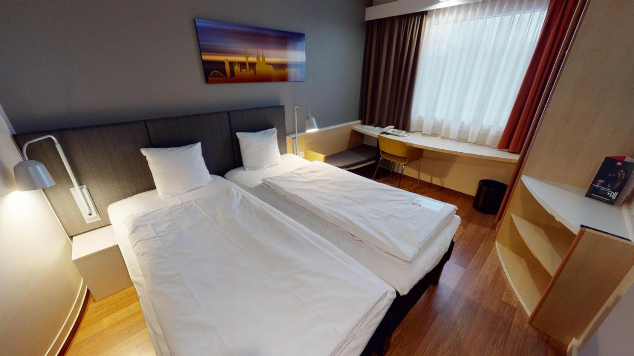 Ibis Koeln Airport